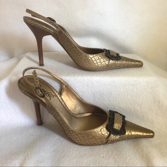 CARLOS Genuine Leather Croc Print Heels - Picture 5 of 15